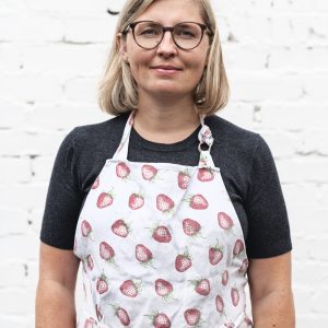 Elza Jaszczuk, contemporary ceramic artist